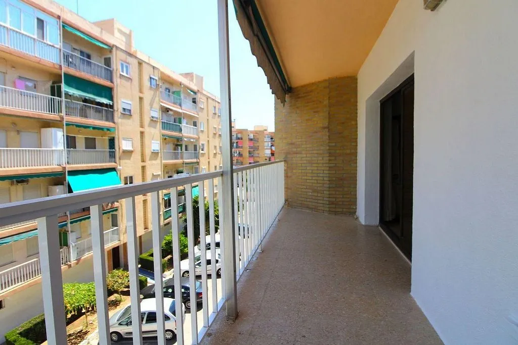 Rõdu - Apartment with Pool and Terrace in Pobla de Farnals