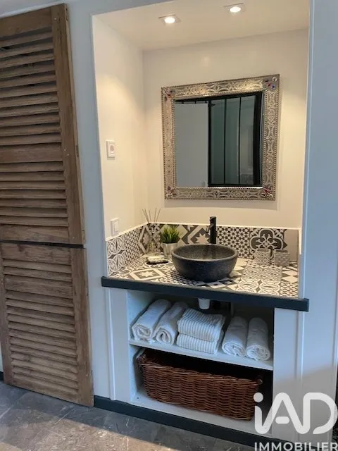 Salles de bain - Villa Rénovée avec Piscine et Jardin à Toulouse