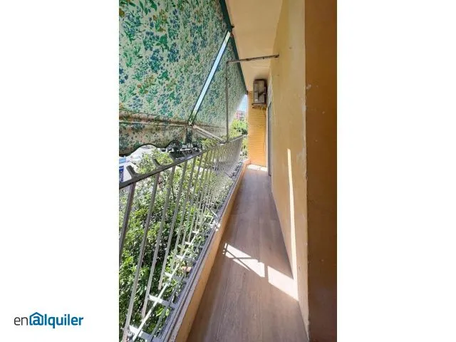 Balcone - Modernised Apartment with Balcony in Monteolivete