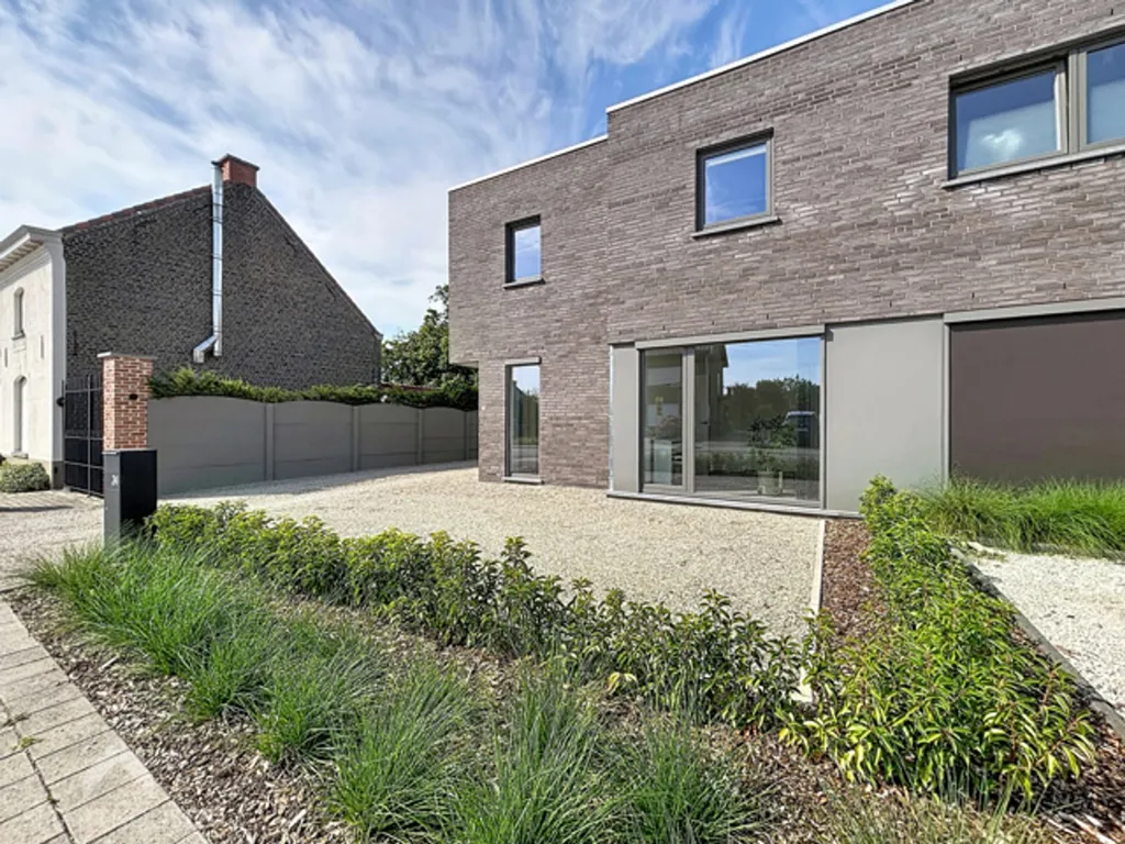 Esterno - Contemporary House with Terrace in Oudenaarde