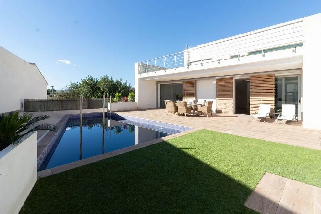 Piscine - Chalet with Pool in Turís