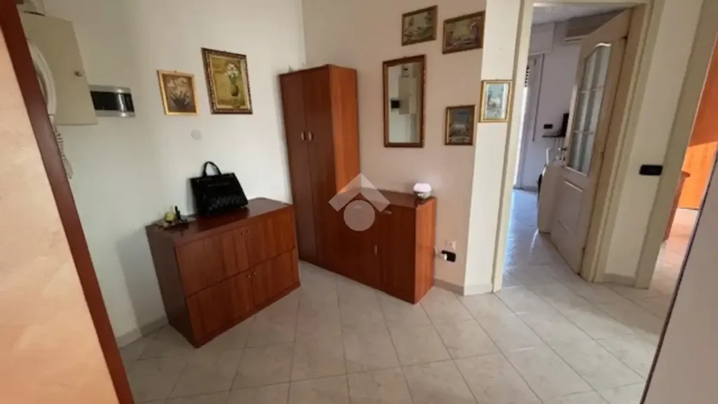 hallway_entrance