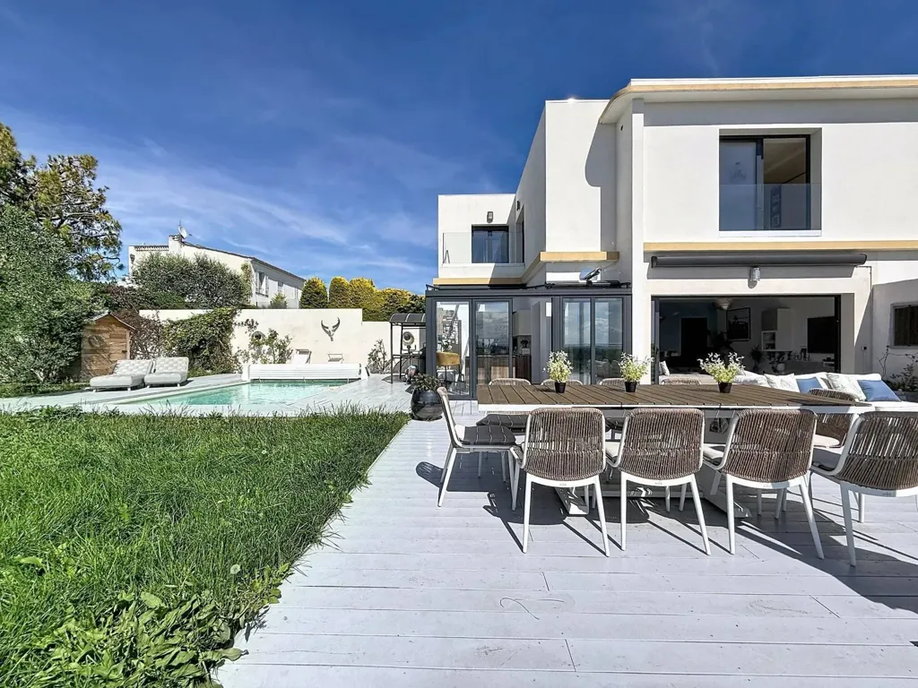 Terrasse - Villa Moderne avec Vue Mer à St Pierre de Féric