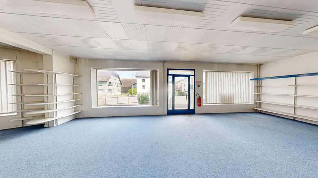 Stanze - Commercial Space with High Visibility in Hirsingue