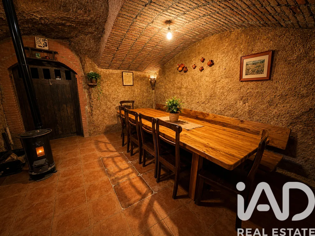 Salle à manger - Authentic Bodega in Villagallegos, Valdevimbre