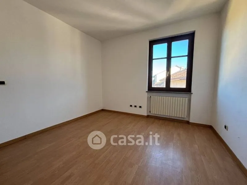 Pièces - Rearranged Triplex in Centre of Valfenera