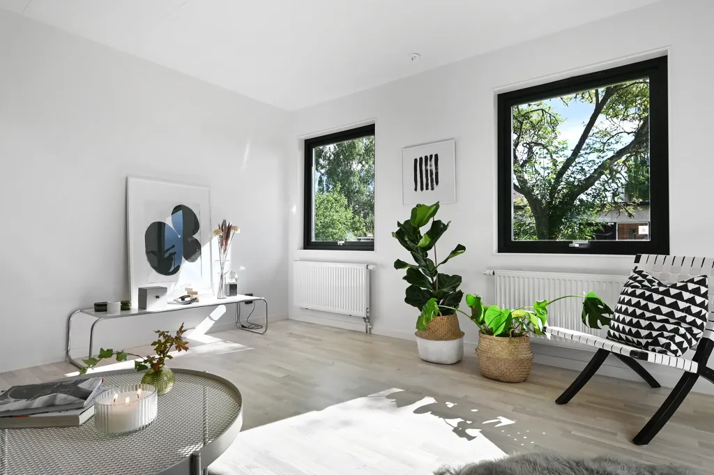 Séjour - Fully Renovated Villa with Sunny Garden in Järfälla