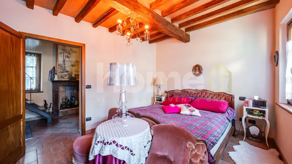Magamistoad - Rustic Terraced House with Historical Charm in San Polo D'Enza