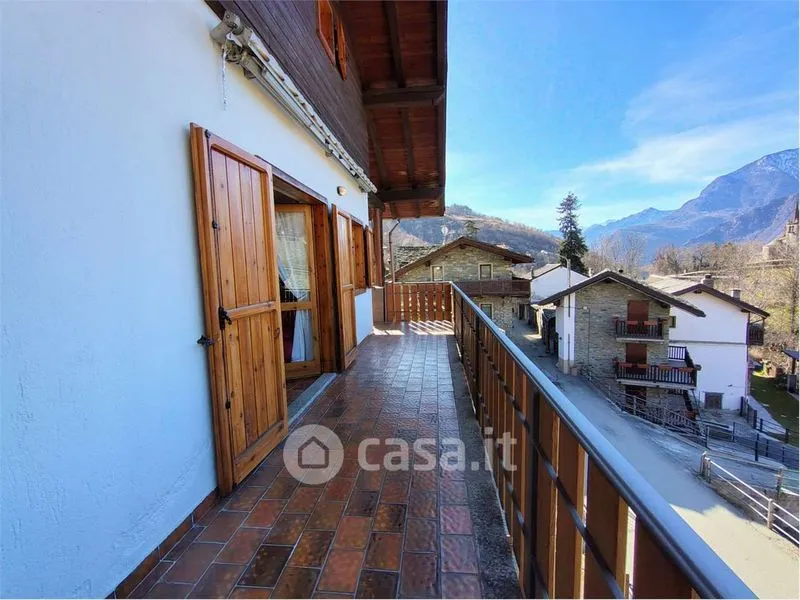 Balcone - Duplex Villa with Garden in Saint-Vincent