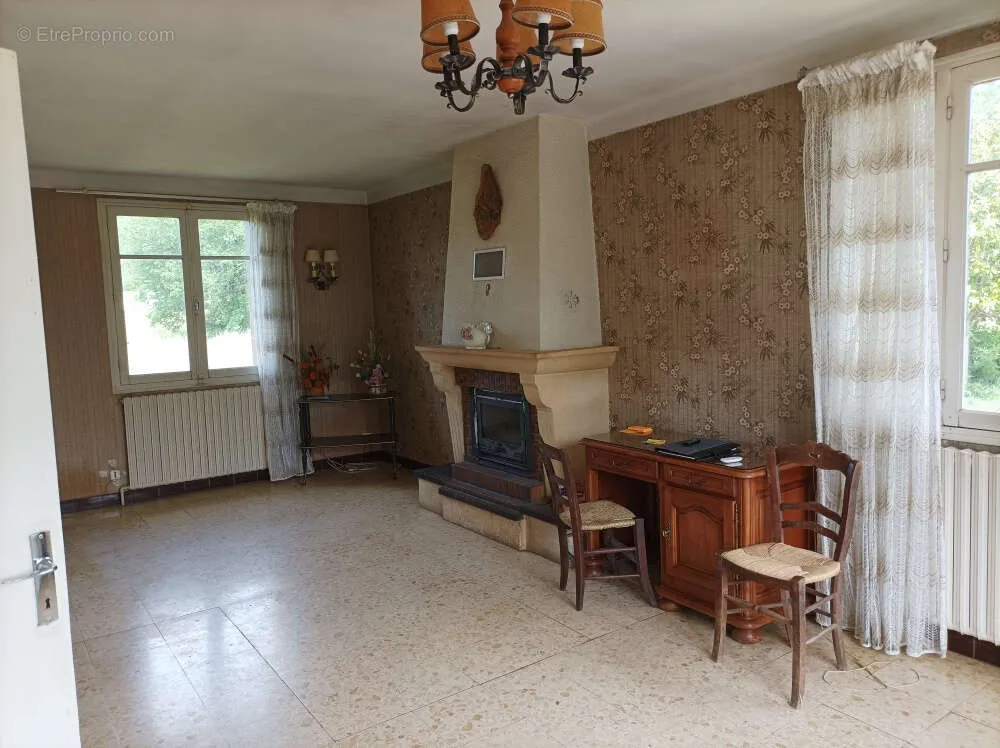 Maison 5 pièces à Duravel