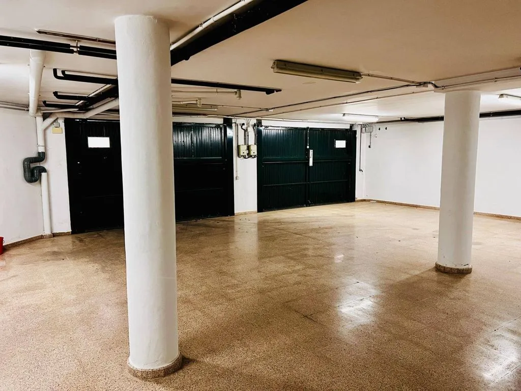Garage - Detached House with Pool in Ibi