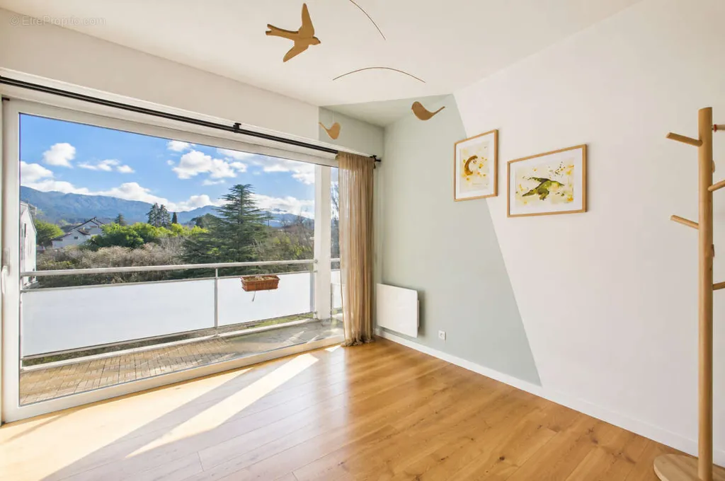Magamistoad - Renovated Apartment with Balcony in Thonon Ouest