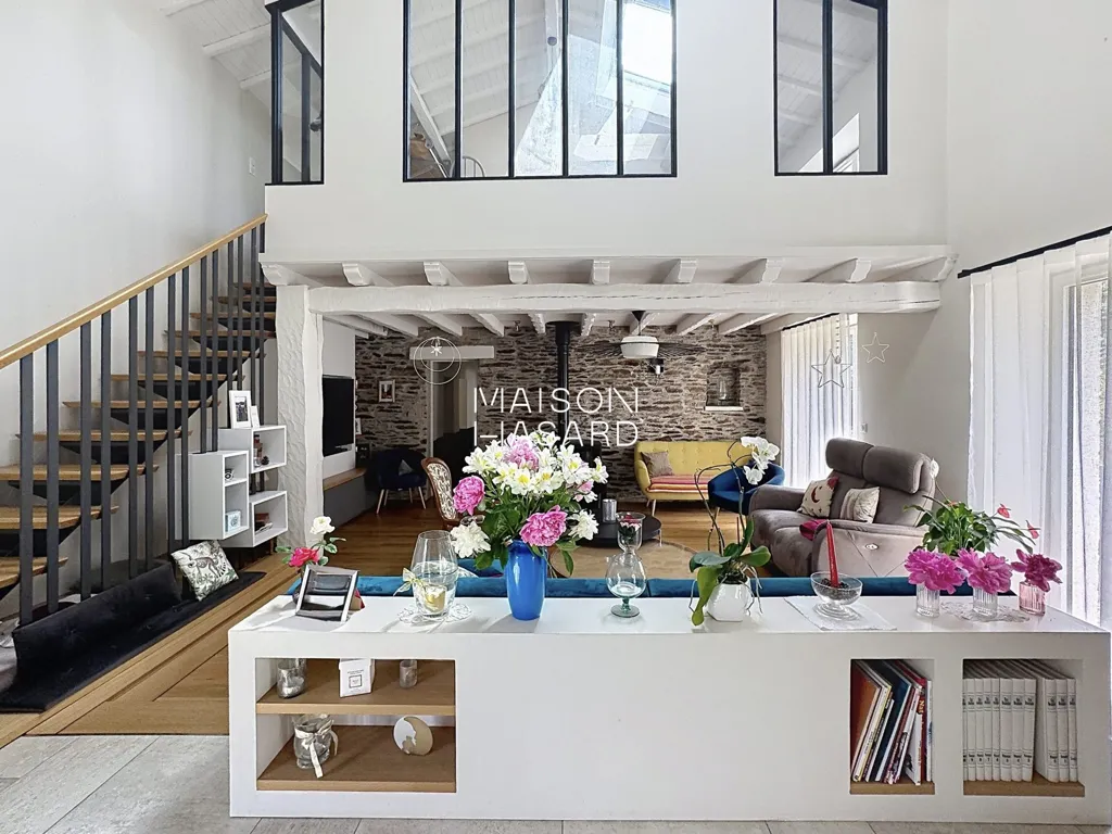 Séjour - Maison de Luxe avec Jardin à Vertou