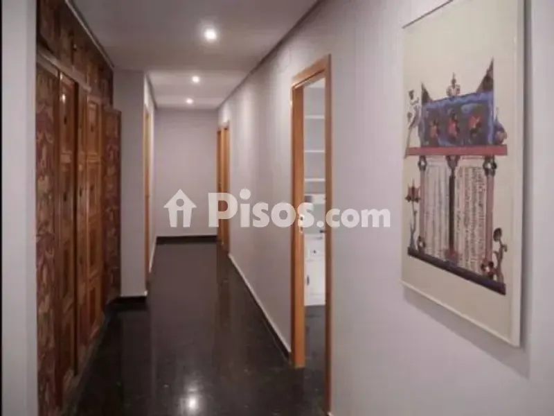 Esik - Two Apartments with Garage in Valencia City Centre