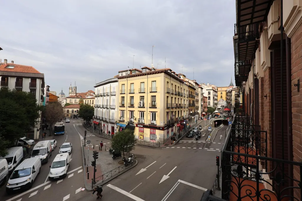 Välivaade - Charming Flat with Balcón in Madrid's Centro