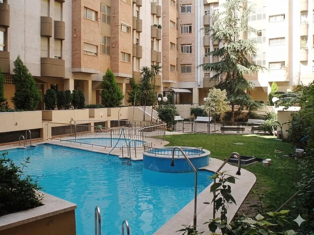 Piscine - Appartement 2 pièces à Sevilla Capital