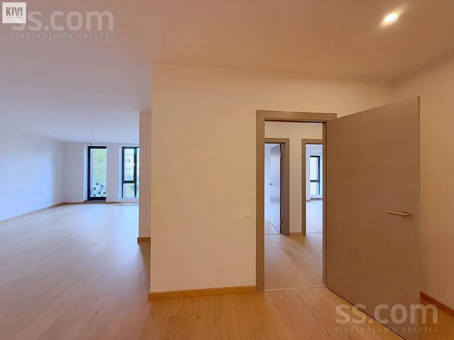Appartement 3 pièces à Rīga