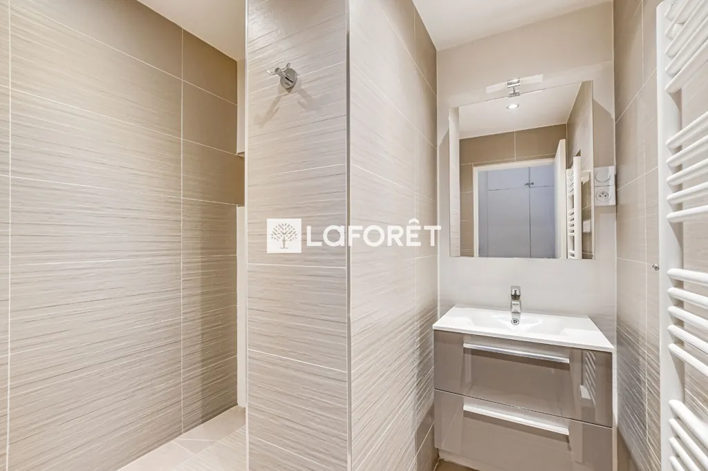 Salles de bain - Appartement 4 Pièces avec Balcon à Paris 12ème