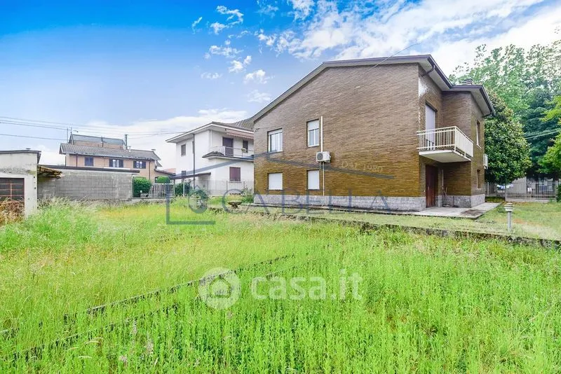 Extérieur - Villa with Private Garden in Limbiate