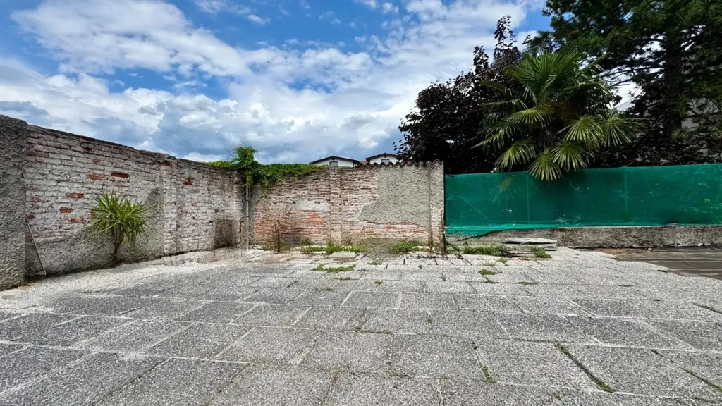 Jardin - Central Triplex with Terrace in Gorizia