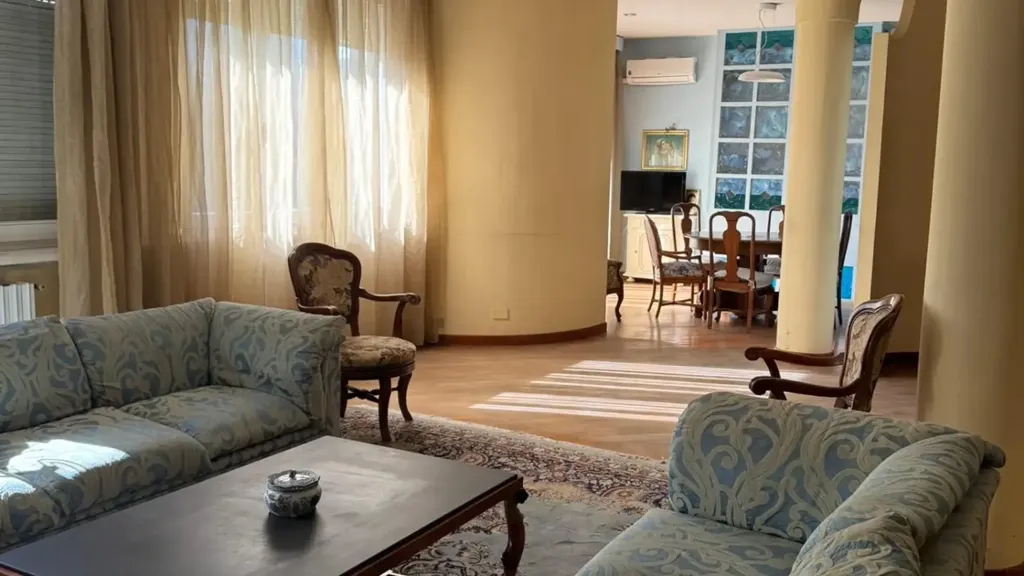 Séjour - Luxurious Villa with Terraces in Central Empoli