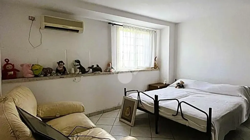 Chambres - Villa with Garden in Ardea