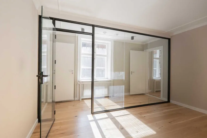 Esik - Modern Office in Frederiksstaden, Copenhagen