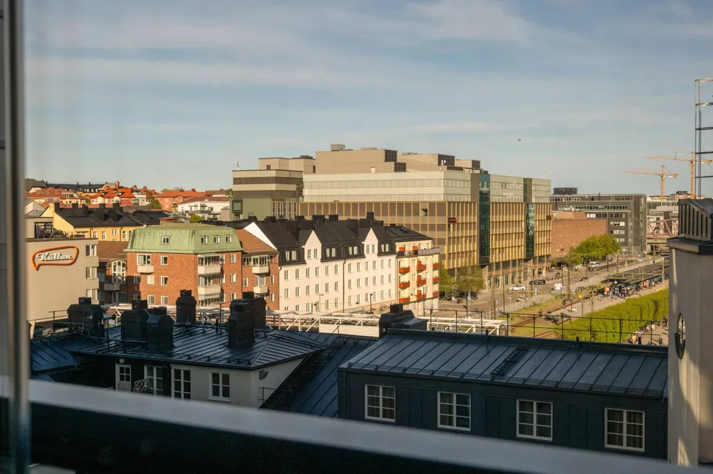 Rõdu - Apartment with Double Balconies in Sundbyberg