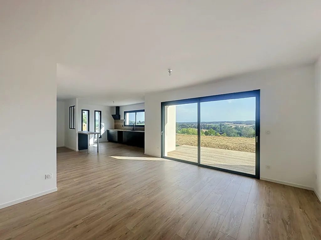 Elutuba - New Villa with Pyrenees View in Miramont d'Astarac