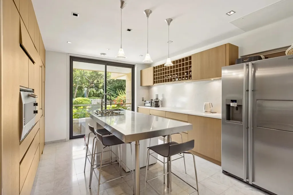 Kitchen - Luxury Apartment with Pool in Californie, Cannes
