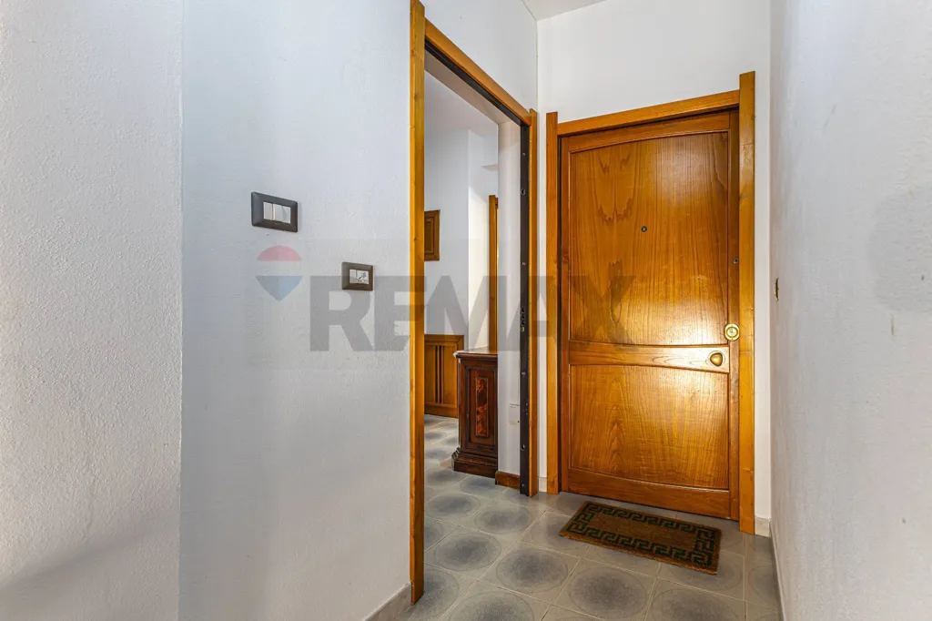 Entrée - Renovated Flat with Terraces in Luna e Sole, Sassari