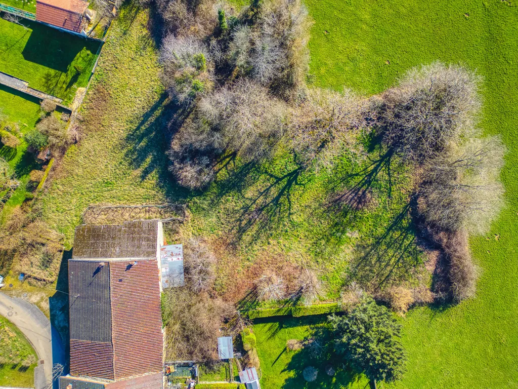 Vue aérienne - Maison en Pierre avec Terrain à Bohas