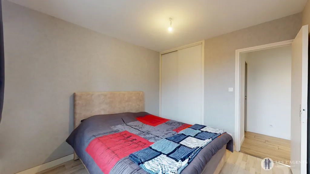 Chambres - Appartement 3 Pièces avec Parking à Echirolles
