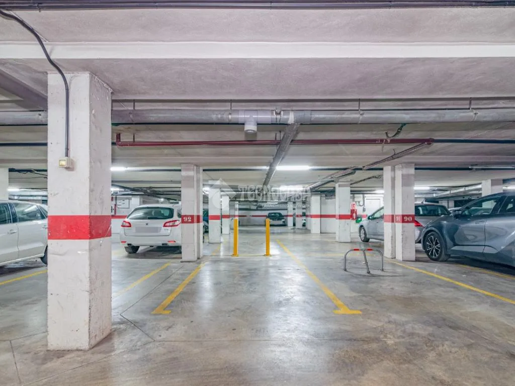 Garage - Fully Renovated Duplex with Patio in Granada
