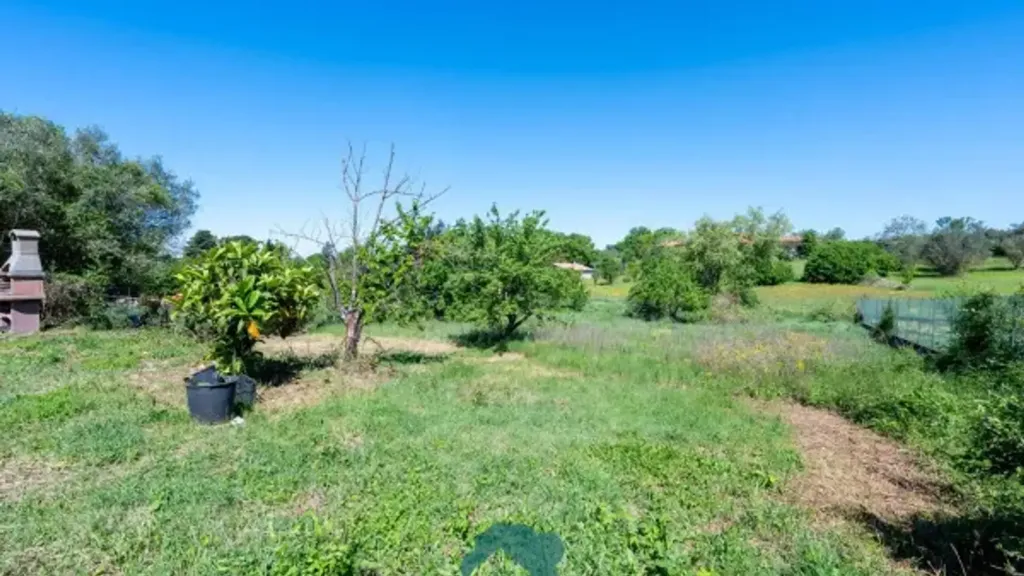 Jardin - Rustic Villa with Garden in Poli