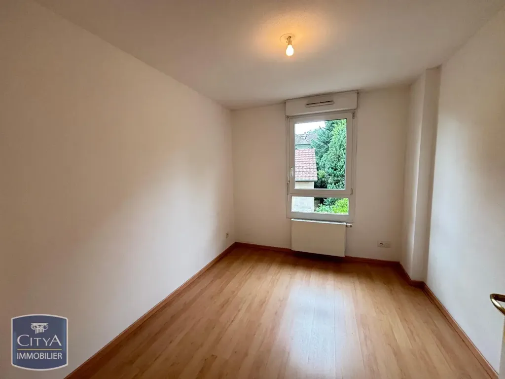 Pièces - Appartement 3 Pièces avec Balcon à Hochfelden