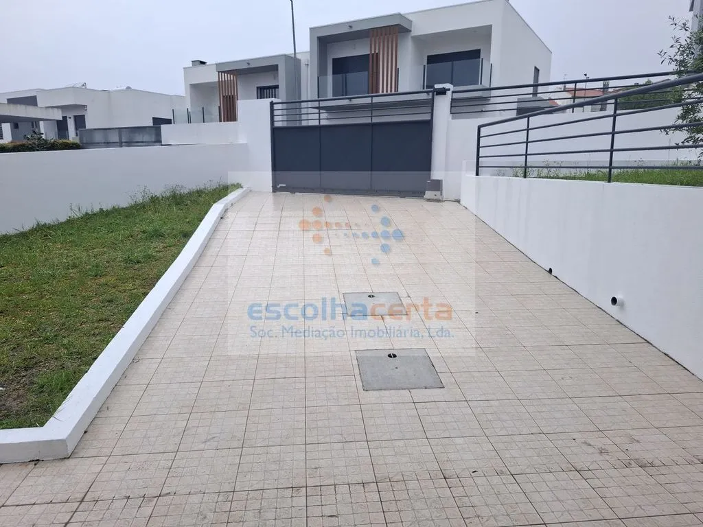 Välivaade - Luxury House with Garden in Feijó, Almada