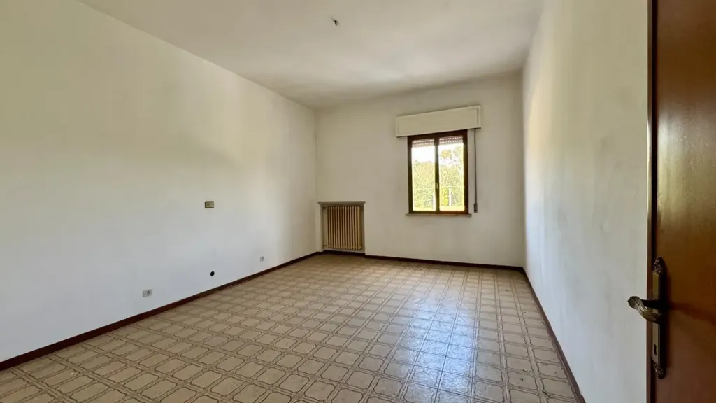 Toad - Spacious Apartment with Panoramic Terrace in Fucecchio
