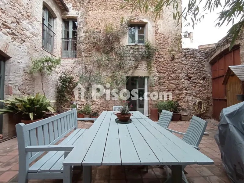 Aed - Rustic House with Patio near Ventalló