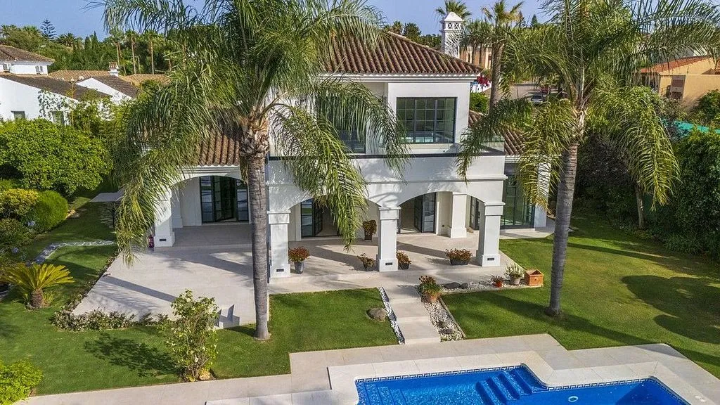 Aerial - Chalet with Pool and Terrace in Sotogrande