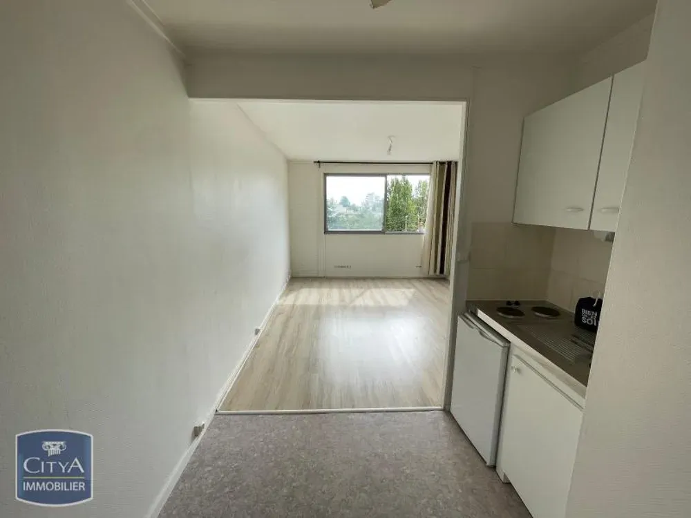 Cucina - Studio with Tram Access in Tours Nord