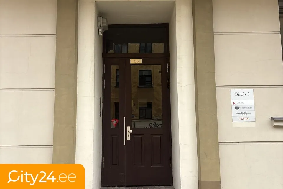 Välivaade - Office Space with Central Heating in Riga Centre
