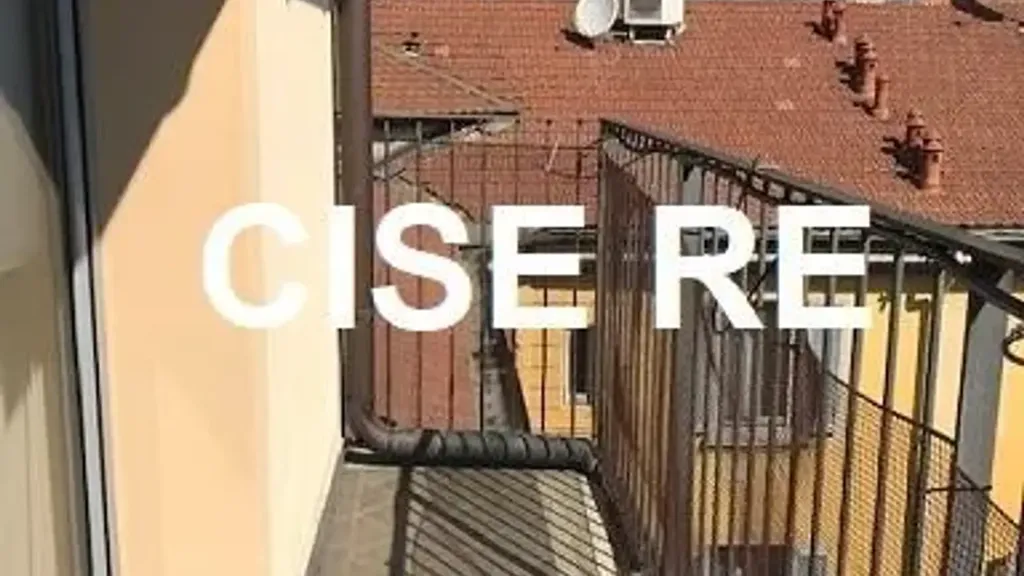 Balcone - Rented Duplex with Balcony in Milan