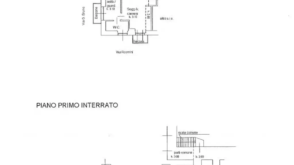 Rustic-Style Flat with Balcony in Milan