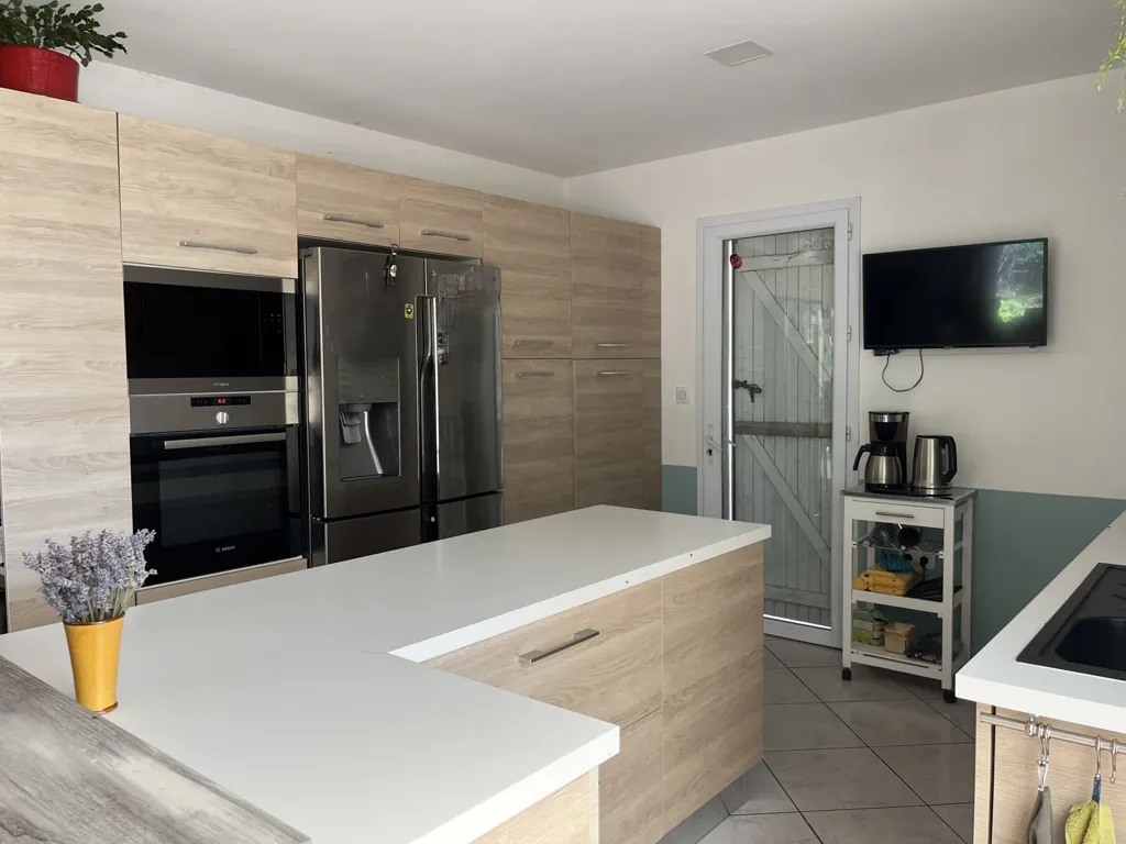 Kitchen - 6-Bedroom House with Pool on Wooded Plot in Calm Area