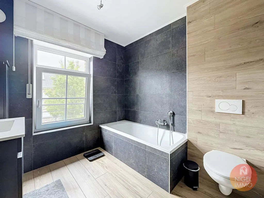 Bathrooms - 2018 Villa with Garden in Oupeye
