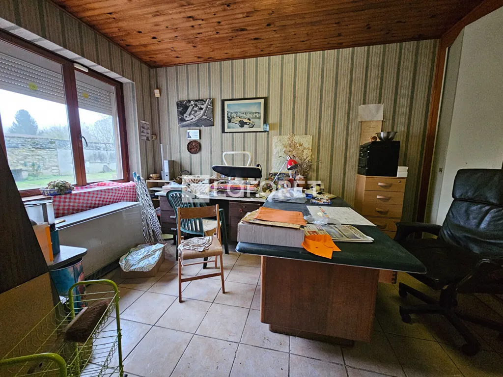 Kabinet - 1939 House with Workshop in Ully-Saint-Georges
