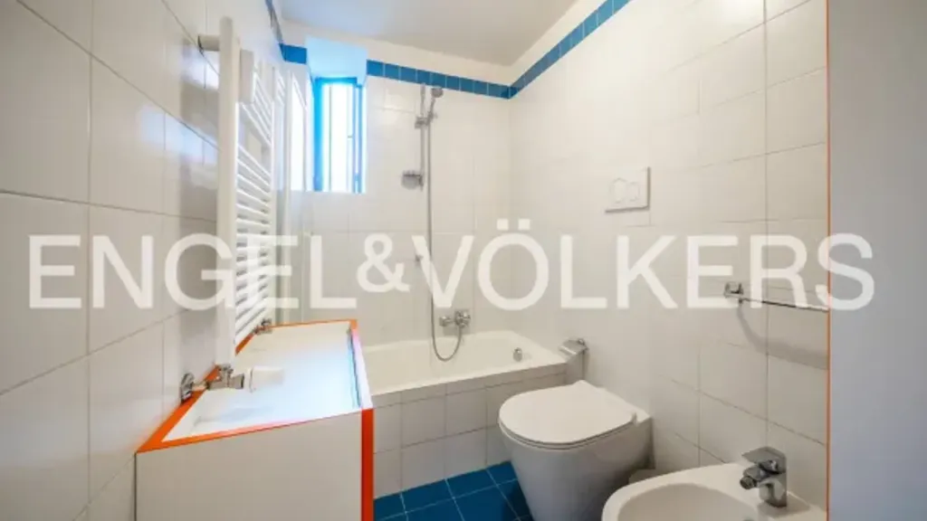 Bathrooms - Loft in Historic Building, Milan
