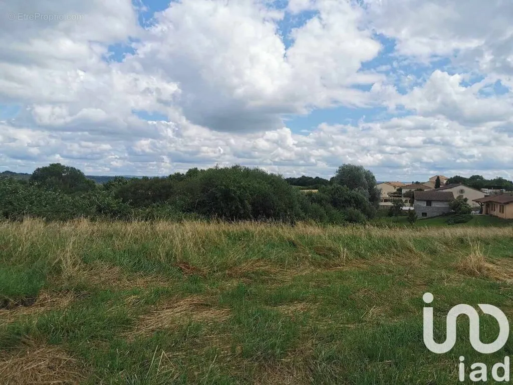Giardino - Constructible Land with 3 Lots in Beauregard-De-Terrasson