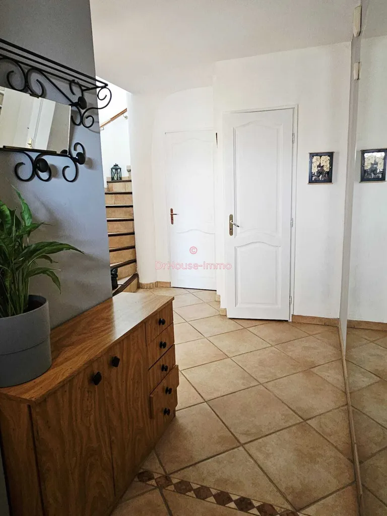 Entrée - Maison avec Piscine et Vue à Marseille-13e